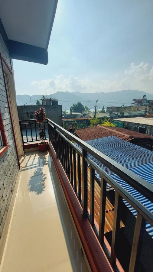 Golden Lake Pokhara Exteriör bild